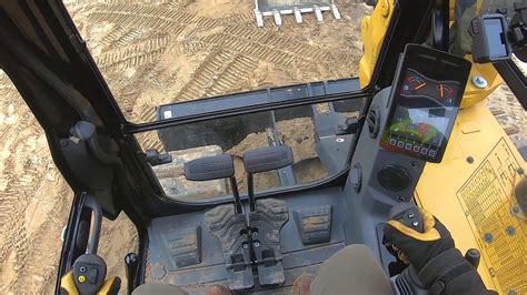 caterpillar excavator controls